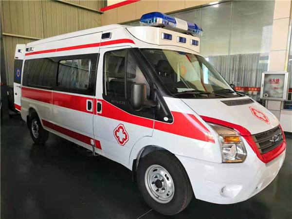 务川福特V362救护车